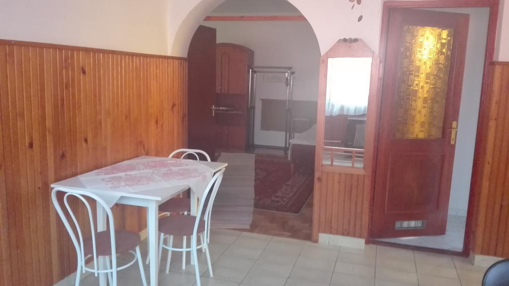 Plajbi Apartment Hajdúszoboszló المظهر الخارجي الصورة