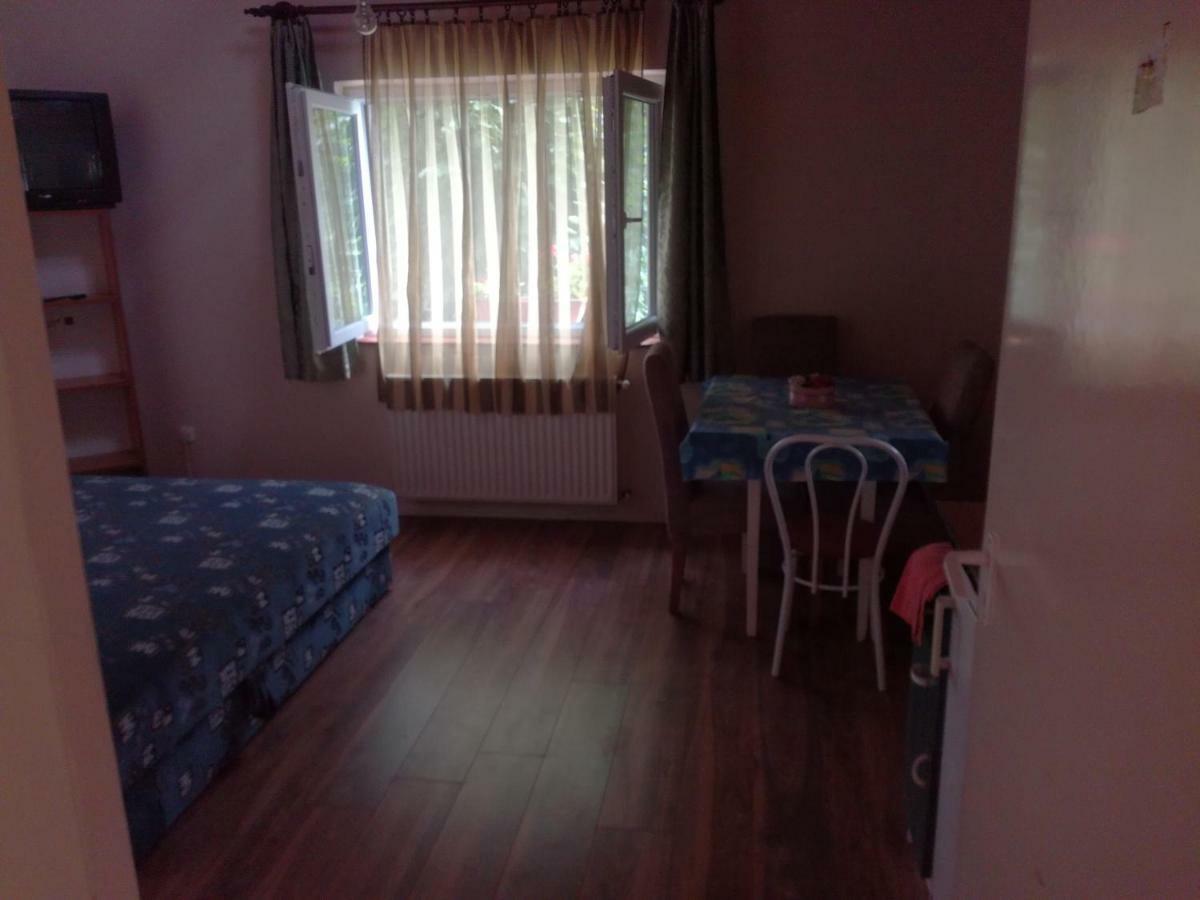 Plajbi Apartment Hajdúszoboszló المظهر الخارجي الصورة